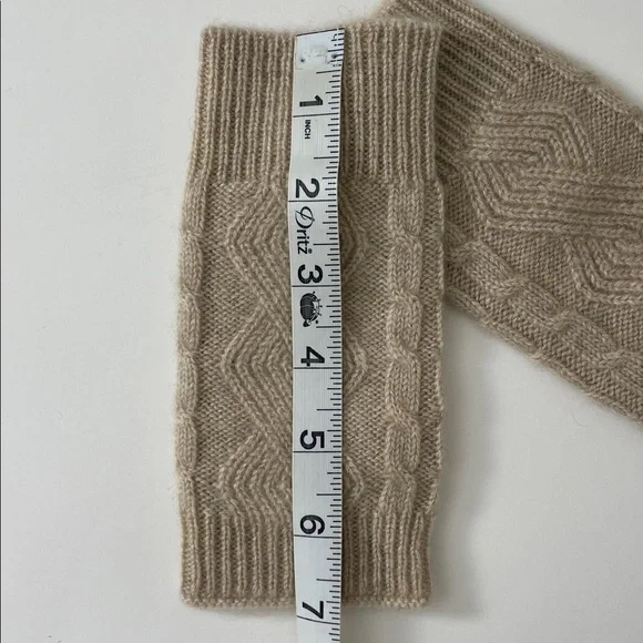 Oats & Rice Knit 100% Cashmere Fingerless Wrist Warmer Gloves - Picture 6 of 10